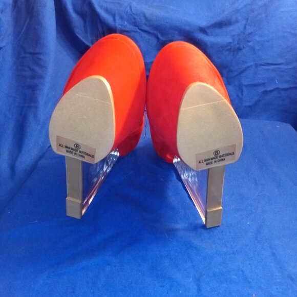 CLEAR CLOSE TO THE EDGE WEDGES ( BRAND NEW !!!! ) - Picture 6 of 7